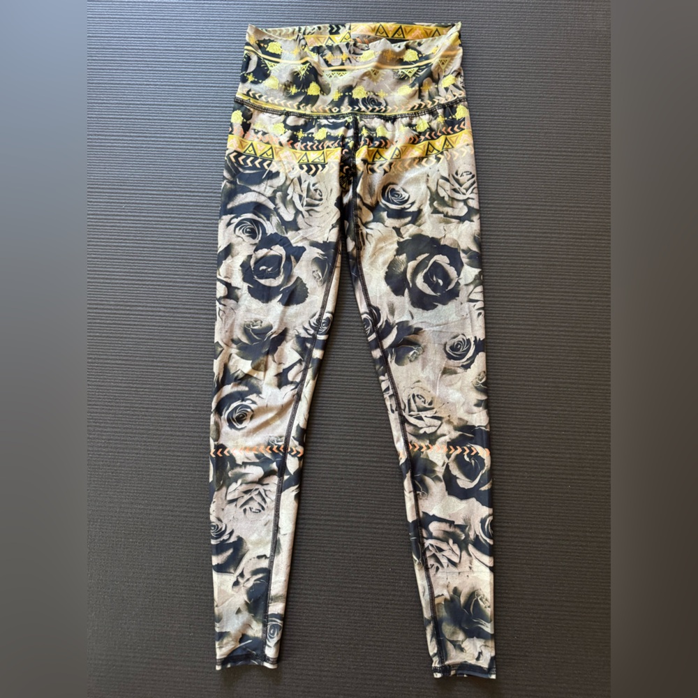 Teeki Yellow and Black Rose Leggings